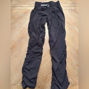 Ivivva Black Kids Bottoms